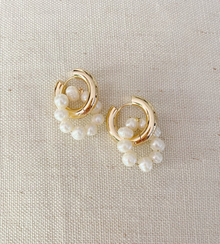 Pearl Daisy earrings