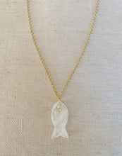 Load image into Gallery viewer, Gemstone Sardine necklace