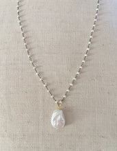 Load image into Gallery viewer, Pearl Rosary necklace