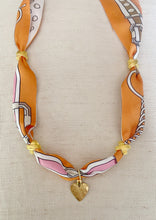 Load image into Gallery viewer, Twilly Charm necklace