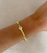 Load image into Gallery viewer, Diamond Stone bangle
