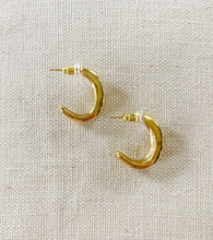 Load image into Gallery viewer, Gracie earrings