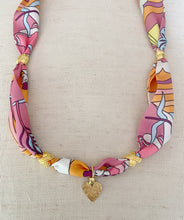 Load image into Gallery viewer, Twilly Charm necklace