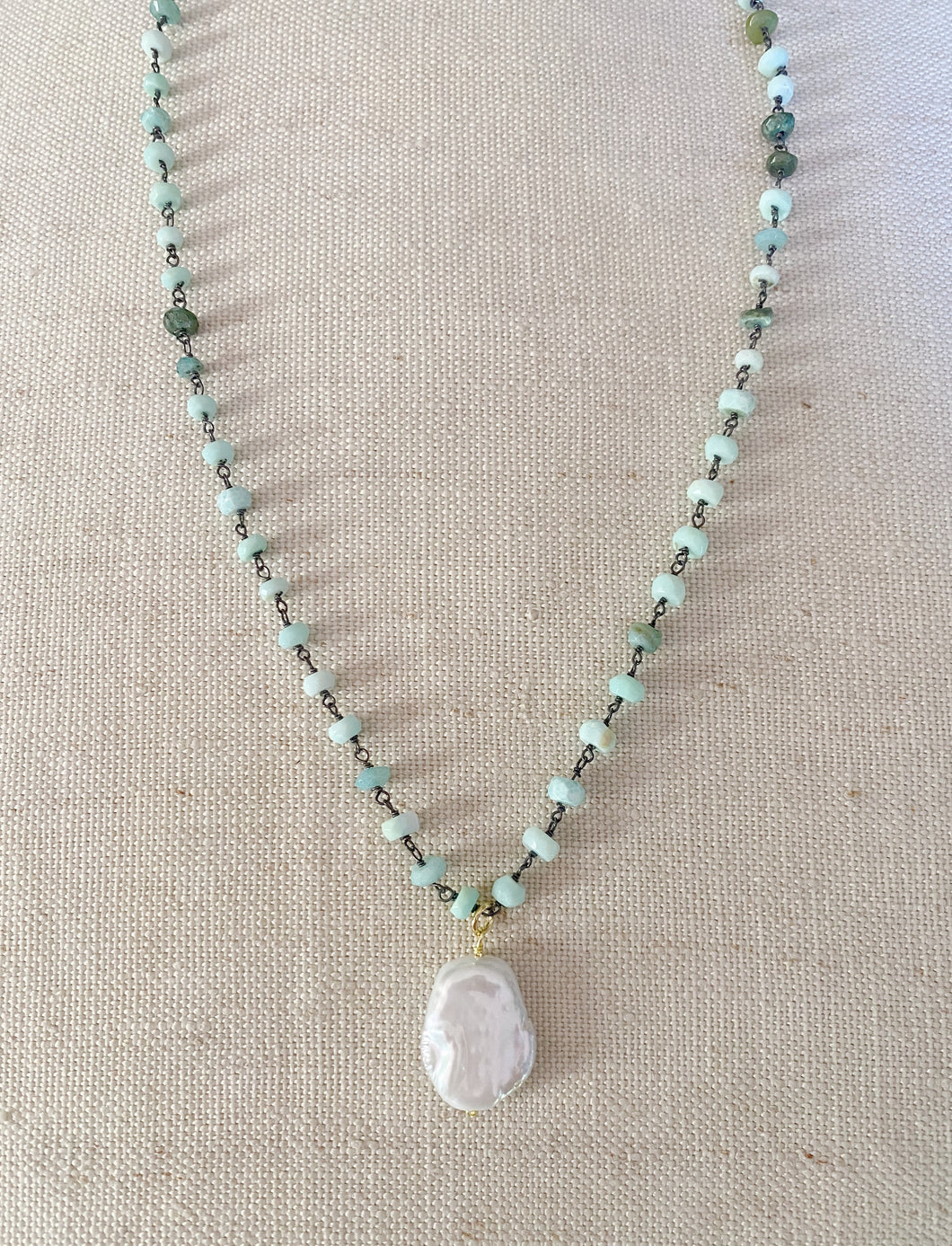 Freshwater Pearl on Seastone