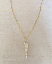 Load image into Gallery viewer, Italian Horn necklace