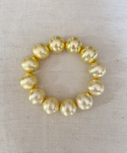 Load image into Gallery viewer, Large Gold Beaded bracelet