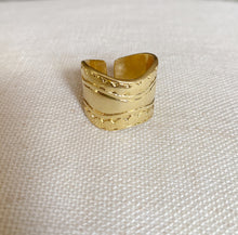 Load image into Gallery viewer, Spoon ring