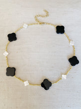 Load image into Gallery viewer, Mixed Clover necklace