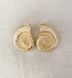 Gold Shell earrings