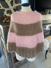Load image into Gallery viewer, Mohair Cape