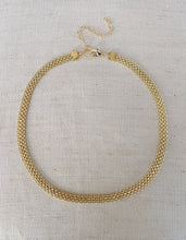 Load image into Gallery viewer, Holly necklace