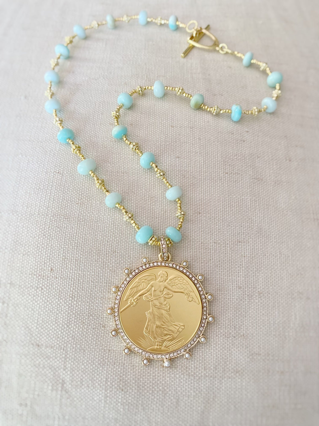 Summer Grande Medallion