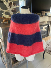 Load image into Gallery viewer, Mohair Cape