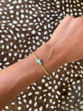 Load image into Gallery viewer, Guppy bracelet
