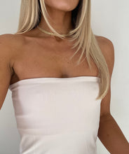 Load image into Gallery viewer, Holly necklace