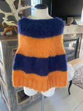 Load image into Gallery viewer, Mohair Cape