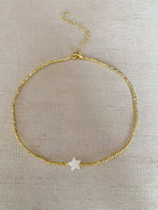 Small Mother of Pearl Star choker