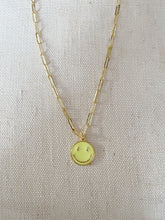 Load image into Gallery viewer, Enamel Smiley necklace