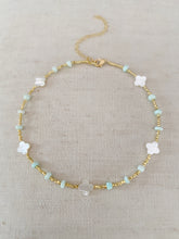 Load image into Gallery viewer, Clover and Sea Stone choker