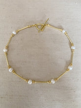 Load image into Gallery viewer, Multi Pearl on Stick necklace