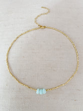 Load image into Gallery viewer, Blue Stone Cluster choker