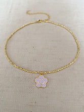 Load image into Gallery viewer, Enamel Smiley Flower choker