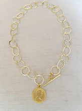 Load image into Gallery viewer, QE2 on Oval Chain necklace